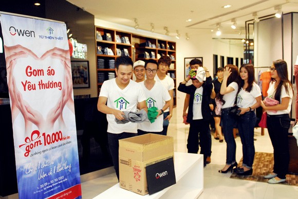 Gom 1 vạn áo ấm gửi tới người nghèo cả nước ảnh 2 Gom 1 vạn áo ấm gửi tới người nghèo cả nước ảnh 2