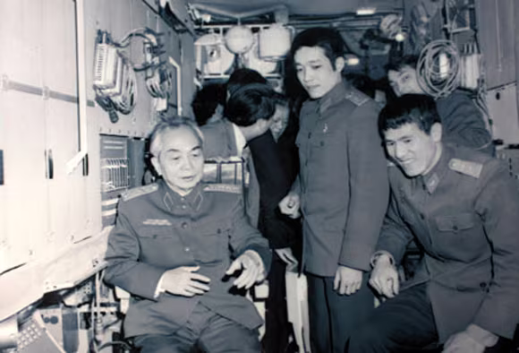 Đại tướng luôn gần gũi, sâu sát, quan tâm đến Bộ đội Không quân ảnh 1