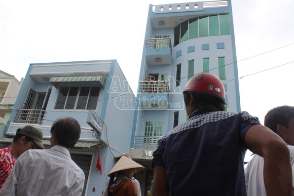 Nam thanh niên bị đâm chém dã man, chết trong nhà nghỉ ảnh 1 Nam thanh niên bị đâm chém dã man, chết trong nhà nghỉ ảnh 1