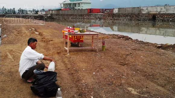 Tìm thấy thi thể người đàn ông mất tích trong lũ ảnh 1 Tìm thấy thi thể người đàn ông mất tích trong lũ ảnh 1