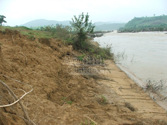 Sơ tán hàng vạn người dân đến nơi an toàn, tránh siêu bão ảnh 4 Sơ tán hàng vạn người dân đến nơi an toàn, tránh siêu bão ảnh 4