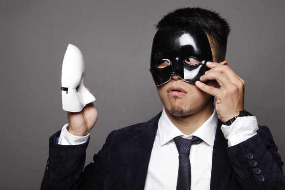 Lộ diện những gương mặt cá tính, xinh đẹp của "Người giấu mặt" ảnh 10 Lộ diện những gương mặt cá tính, xinh đẹp của "Người giấu mặt" ảnh 10