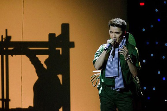 Đàm Vĩnh Hưng tiếp tục dẫn đầu BXH Bài hát yêu thích ảnh 1 Đàm Vĩnh Hưng tiếp tục dẫn đầu BXH Bài hát yêu thích ảnh 1