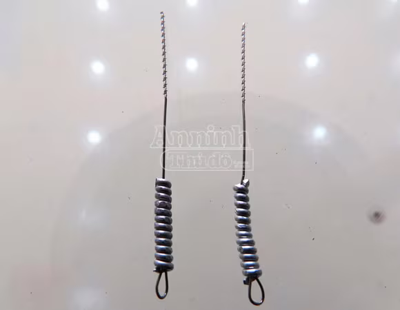 Dị vật cháu bé 3 tuổi nuốt ở phòng khám là "châm gai" ảnh 1 Dị vật cháu bé 3 tuổi nuốt ở phòng khám là "châm gai" ảnh 1
