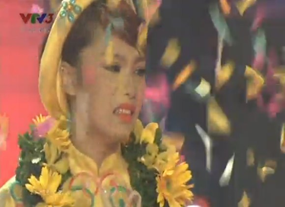 Vũ Thảo My, cô gái 17 tuổi trở thành quán quân Giọng hát Việt 2013 ảnh 1 Vũ Thảo My, cô gái 17 tuổi trở thành quán quân Giọng hát Việt 2013 ảnh 1