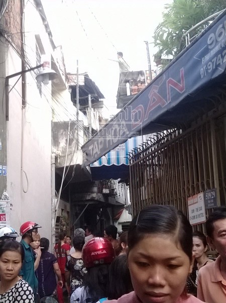Kịp thời ngăn chặn “bà hỏa” tấn công khu dân cư ảnh 1 Kịp thời ngăn chặn “bà hỏa” tấn công khu dân cư ảnh 1