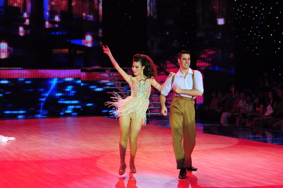 Bước nhảy hoàn vũ 2014 khai màn đầy ấn tượng ảnh 3