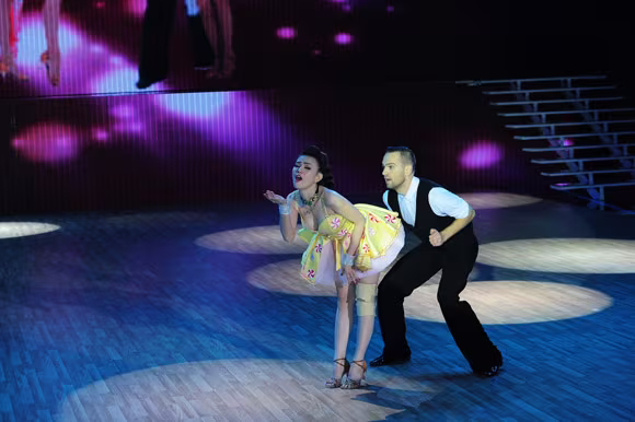 Bước nhảy hoàn vũ 2014 khai màn đầy ấn tượng ảnh 8