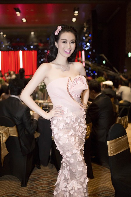 “Mỹ nhân Sài Gòn” tham dự Gala “Ngôi sao Xanh” ảnh 1 “Mỹ nhân Sài Gòn” tham dự Gala “Ngôi sao Xanh” ảnh 1