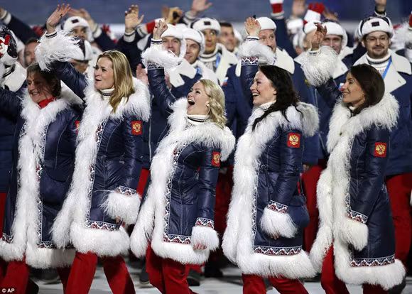 Olympic Sochi 2014 chính thức khai mạc với màn pháo hoa rực rỡ ảnh 19 Olympic Sochi 2014 chính thức khai mạc với màn pháo hoa rực rỡ ảnh 19