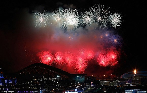 Olympic Sochi 2014 chính thức khai mạc với màn pháo hoa rực rỡ ảnh 7 Olympic Sochi 2014 chính thức khai mạc với màn pháo hoa rực rỡ ảnh 7