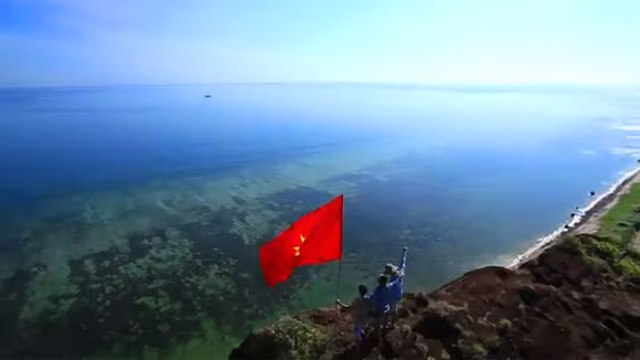 Xúc động MV Quốc ca được hàng ngàn người chung tay thực hiện ảnh 1 Xúc động MV Quốc ca được hàng ngàn người chung tay thực hiện ảnh 1