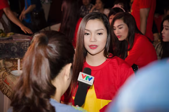 Xúc động MV Quốc ca được hàng ngàn người chung tay thực hiện ảnh 9 Xúc động MV Quốc ca được hàng ngàn người chung tay thực hiện ảnh 9