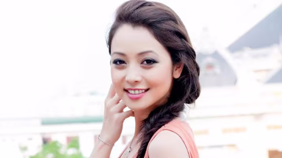 Jennifer Phạm bị áp lực khi làm MC Giọng hát Việt nhí ảnh 1 Jennifer Phạm bị áp lực khi làm MC Giọng hát Việt nhí ảnh 1