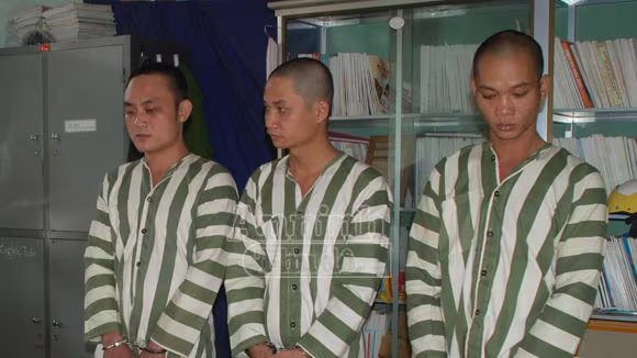 Rủ nhau đi trộm cắp, bán lấy tiền mua ma túy ảnh 1 Rủ nhau đi trộm cắp, bán lấy tiền mua ma túy ảnh 1