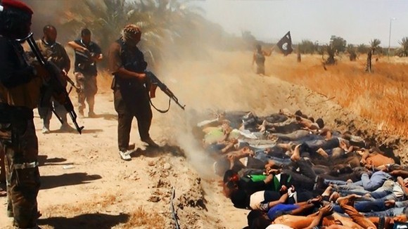 Phiến quân IS thanh trừng sắc tộc ở Iraq, đe dọa hành quyết công dân Anh ảnh 2 Phiến quân IS thanh trừng sắc tộc ở Iraq, đe dọa hành quyết công dân Anh ảnh 2