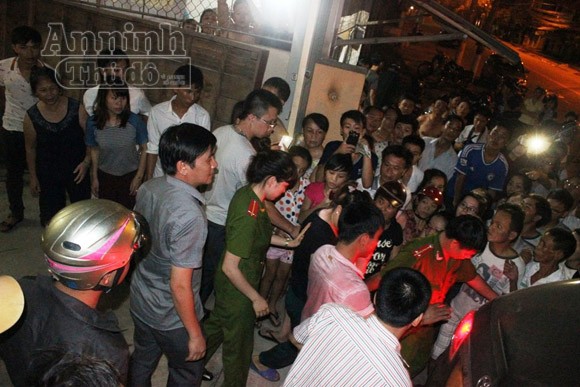 Bắt đối tượng gom gần 3.000 sổ đỏ để lừa đảo chiếm đoạt tài sản ảnh 2 Bắt đối tượng gom gần 3.000 sổ đỏ để lừa đảo chiếm đoạt tài sản ảnh 2
