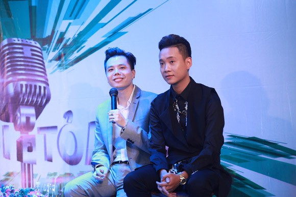 Em gái Phương Linh "dính như sam" với Justatee ảnh 7 Em gái Phương Linh "dính như sam" với Justatee ảnh 7