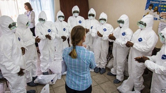 Ebola bùng phát, hơn 3.000 người ở Tây Phi đã tử vong ảnh 3 Ebola bùng phát, hơn 3.000 người ở Tây Phi đã tử vong ảnh 3