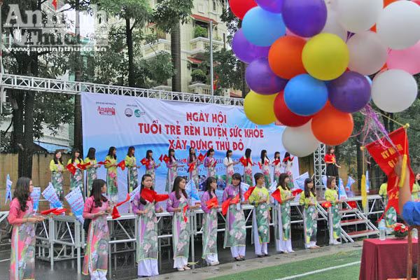 Háo hức Ngày hội Tuổi trẻ rèn luyện sức khỏe xây dựng Thủ đô ảnh 27 Háo hức Ngày hội Tuổi trẻ rèn luyện sức khỏe xây dựng Thủ đô ảnh 27