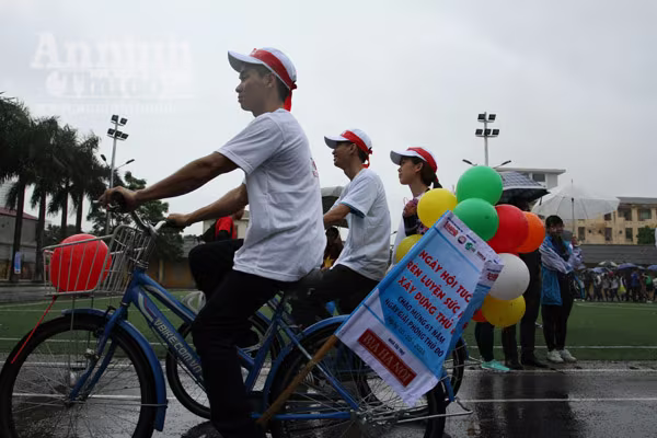 Háo hức Ngày hội Tuổi trẻ rèn luyện sức khỏe xây dựng Thủ đô ảnh 2 Háo hức Ngày hội Tuổi trẻ rèn luyện sức khỏe xây dựng Thủ đô ảnh 2