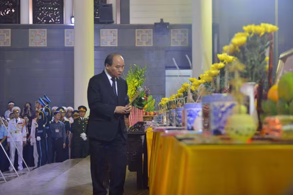 Xúc động tiễn biệt "đàn sếu trắng" CASA-212 số hiệu 8983 bay về trời xanh ảnh 101 Xúc động tiễn biệt "đàn sếu trắng" CASA-212 số hiệu 8983 bay về trời xanh ảnh 101