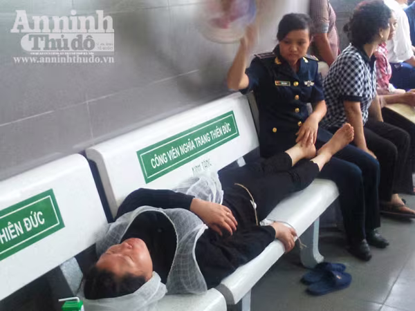 Xúc động tiễn biệt "đàn sếu trắng" CASA-212 số hiệu 8983 bay về trời xanh ảnh 30 Xúc động tiễn biệt "đàn sếu trắng" CASA-212 số hiệu 8983 bay về trời xanh ảnh 30