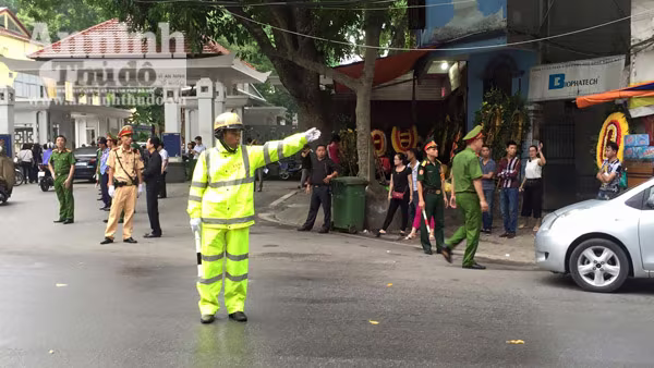 Xúc động tiễn biệt "đàn sếu trắng" CASA-212 số hiệu 8983 bay về trời xanh ảnh 106 Xúc động tiễn biệt "đàn sếu trắng" CASA-212 số hiệu 8983 bay về trời xanh ảnh 106