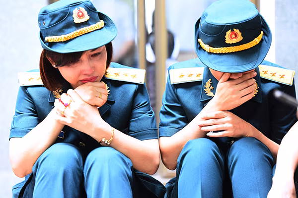 Xúc động tiễn biệt "đàn sếu trắng" CASA-212 số hiệu 8983 bay về trời xanh ảnh 37 Xúc động tiễn biệt "đàn sếu trắng" CASA-212 số hiệu 8983 bay về trời xanh ảnh 37