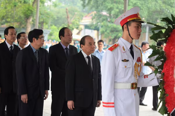 Xúc động tiễn biệt "đàn sếu trắng" CASA-212 số hiệu 8983 bay về trời xanh ảnh 108 Xúc động tiễn biệt "đàn sếu trắng" CASA-212 số hiệu 8983 bay về trời xanh ảnh 108