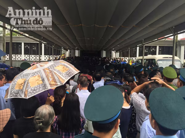 Xúc động tiễn biệt "đàn sếu trắng" CASA-212 số hiệu 8983 bay về trời xanh ảnh 50 Xúc động tiễn biệt "đàn sếu trắng" CASA-212 số hiệu 8983 bay về trời xanh ảnh 50