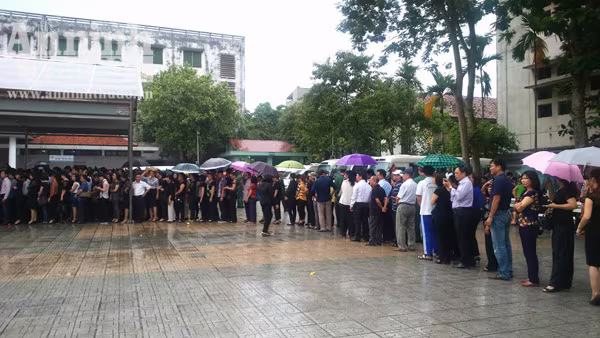 Xúc động tiễn biệt "đàn sếu trắng" CASA-212 số hiệu 8983 bay về trời xanh ảnh 41 Xúc động tiễn biệt "đàn sếu trắng" CASA-212 số hiệu 8983 bay về trời xanh ảnh 41