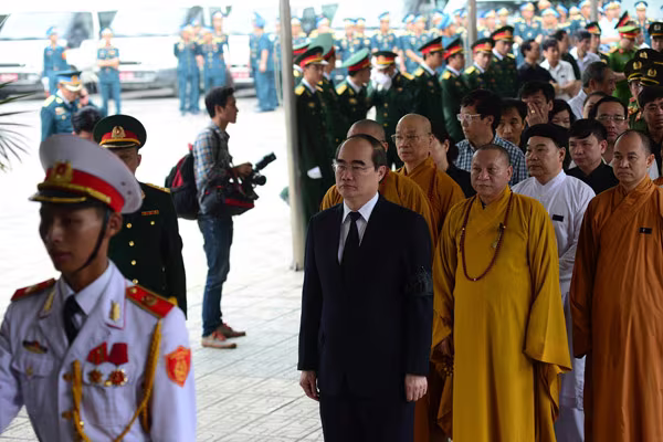 Xúc động tiễn biệt "đàn sếu trắng" CASA-212 số hiệu 8983 bay về trời xanh ảnh 88 Xúc động tiễn biệt "đàn sếu trắng" CASA-212 số hiệu 8983 bay về trời xanh ảnh 88