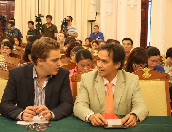 Lên án mạnh mẽ những hành động vô nhân đạo trên Biển Đông ảnh 2 Lên án mạnh mẽ những hành động vô nhân đạo trên Biển Đông ảnh 2