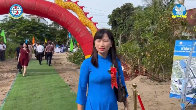 Đối tượng Lê Thị Hiền tại một lễ khởi công, động thổ dự án...