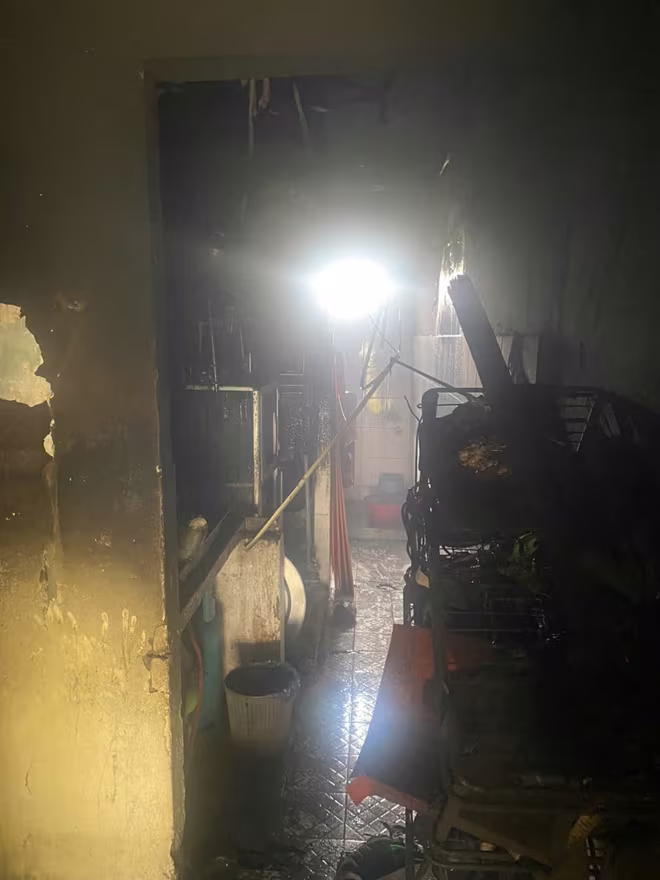 Hiện trường bên trong căn hộ xảy cháy Hiện trường bên trong căn hộ xảy cháy