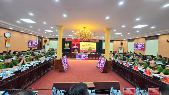 Hội thảo đưa ra nhiều giải pháp nâng cao ứng dụng cơ sở dữ liệu dân cư vào đấu tranh, phòng chống tội phạm Hội thảo đưa ra nhiều giải pháp nâng cao ứng dụng cơ sở dữ liệu dân cư vào đấu tranh, phòng chống tội phạm