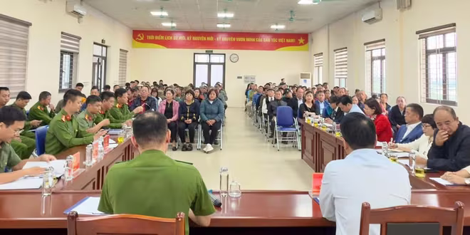 Diễn đàn tăng cường mối quan hệ gắn bó mật thiết giữa lực lượng công an với nhân dân Diễn đàn tăng cường mối quan hệ gắn bó mật thiết giữa lực lượng công an với nhân dân