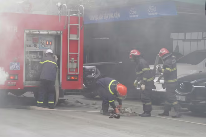 Lực lượng Cảnh sát PCCC&amp;CNCH triển khai phối hợp chữa cháy