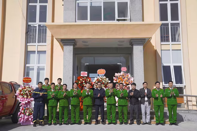 Lễ ra mắt phân đội Lễ ra mắt phân đội