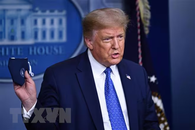 Tổng Thống Trump sẽ vận động tranh cử trực tuyến sau khi ông dương tính với Covid-19 (Ảnh: TTXVN) Tổng Thống Trump sẽ vận động tranh cử trực tuyến sau khi ông dương tính với Covid-19 (Ảnh: TTXVN)