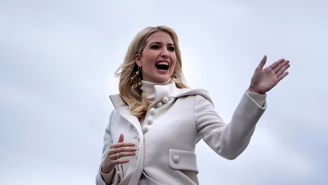 Ivanka Trump trong một sự kiện ở Michigan hôm 1-11 Ivanka Trump trong một sự kiện ở Michigan hôm 1-11