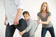 Chiêu trò "độc" của con các đại gia giữa phiên toà ly hôn ảnh 2 Chiêu trò "độc" của con các đại gia giữa phiên toà ly hôn ảnh 2