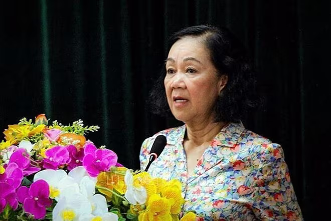 Bà Trương Thị Mai thôi giữ chức Ủy viên Bộ Chính trị, Ủy viên Ban Chấp hành Trung ương Đảng khoá 13. Bà Trương Thị Mai thôi giữ chức Ủy viên Bộ Chính trị, Ủy viên Ban Chấp hành Trung ương Đảng khoá 13.