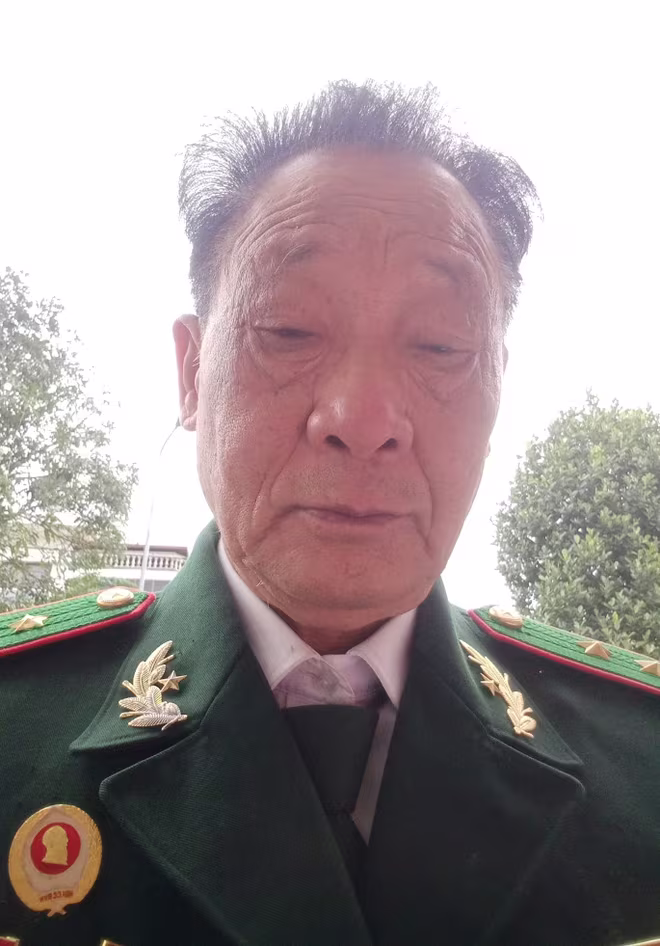 Ông Nguyễn Thiết Tiến (phường Định Công, Hoàng Mai, Hà Nội) Ông Nguyễn Thiết Tiến (phường Định Công, Hoàng Mai, Hà Nội)