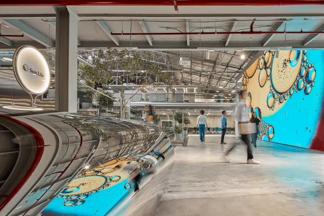 Sun Life Việt Nam là thành viên của Tập đoàn Sun Life Canada – một trong những tổ chức dịch vụ tài chính quốc tế hàng đầu