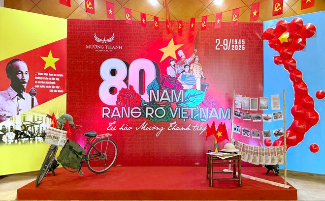 Trang trí tại mừng Quốc khánh tại Mường Thanh Luxury Hạ Long