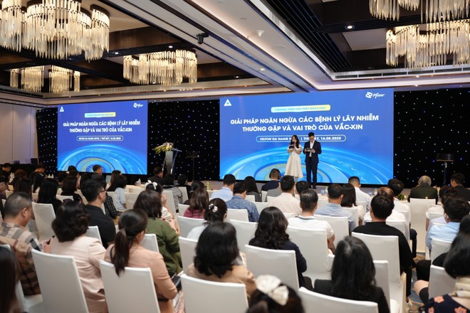 Toàn cảnh hội thảo khoa học