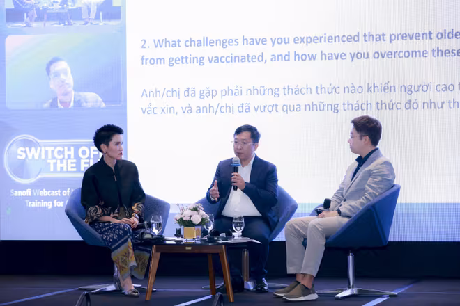 Các chuyên gia chia sẻ tại hội thảo