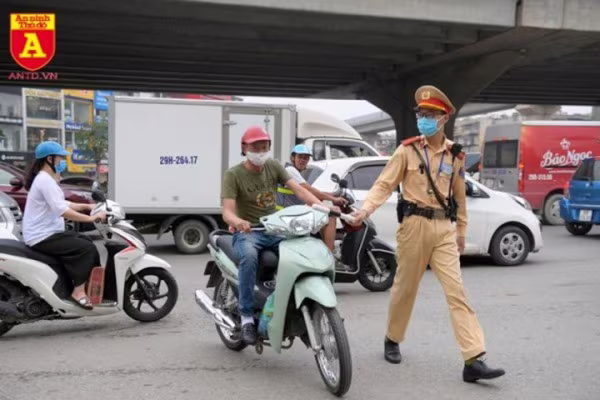 Mọi hành vi vi phạm quy định về ATGT sẽ bị xử lý nghiêm Mọi hành vi vi phạm quy định về ATGT sẽ bị xử lý nghiêm